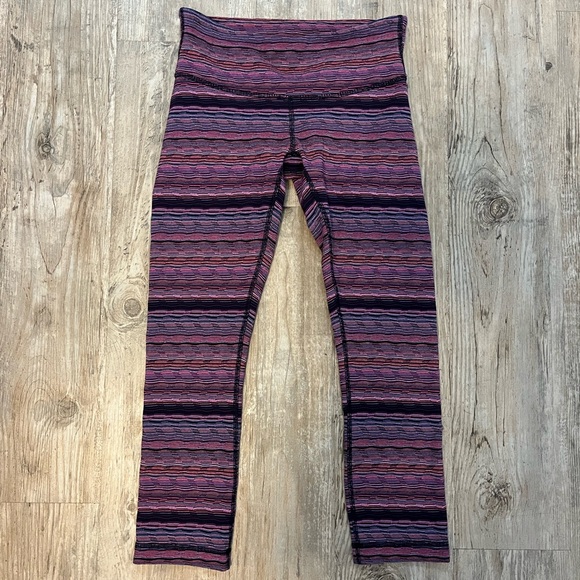 Lululemon Wunder Under Luxtreme 22” Leggings Cyber Stripe, size 4 - Picture 2 of 6